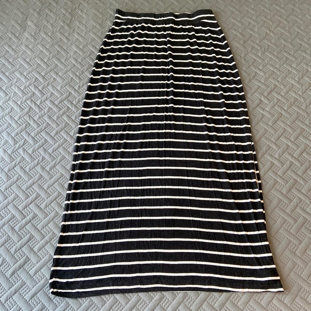 Apt 9 Women's Grey and White Stretch Knit Skirt Si